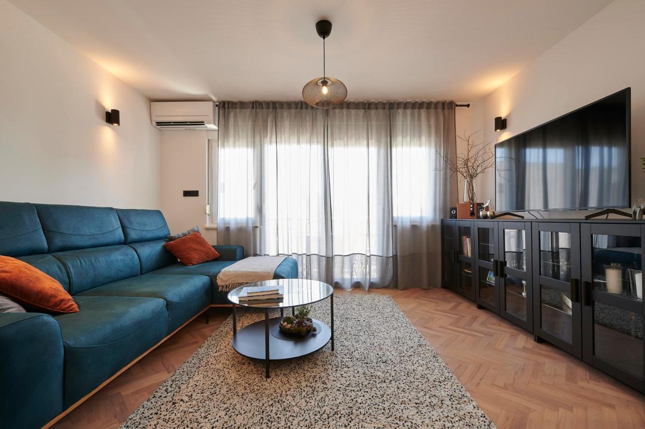 Apartman Miro - Center Of Трогир Екстериор снимка